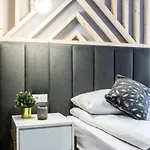 Aparthotel Prestige &