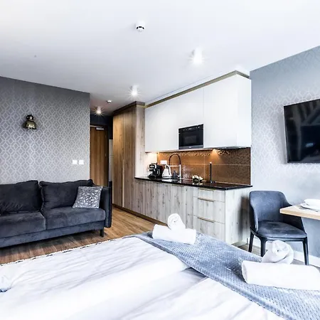 Aparthotel Prestige & *