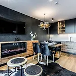 Aparthotel Prestige &