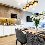 Prestige & Apartahotel 4*
