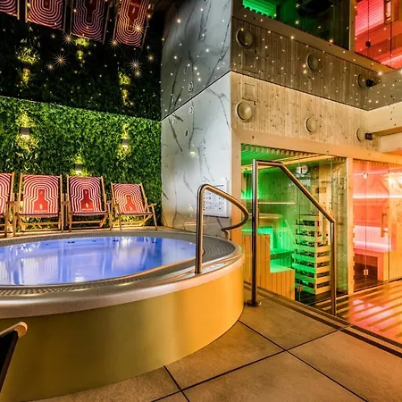 Prestige & Lejlighedshotel 4*