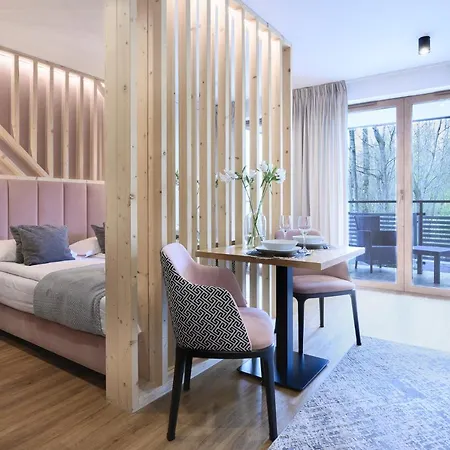 Prestige & Ξενοδοχείο με διαμερίσματα 4*