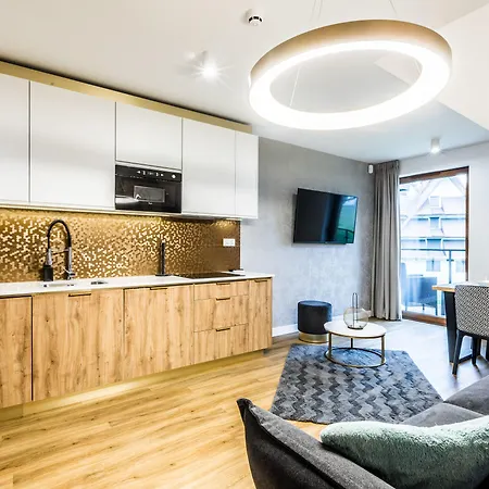 Apartahotel Prestige & 4*
